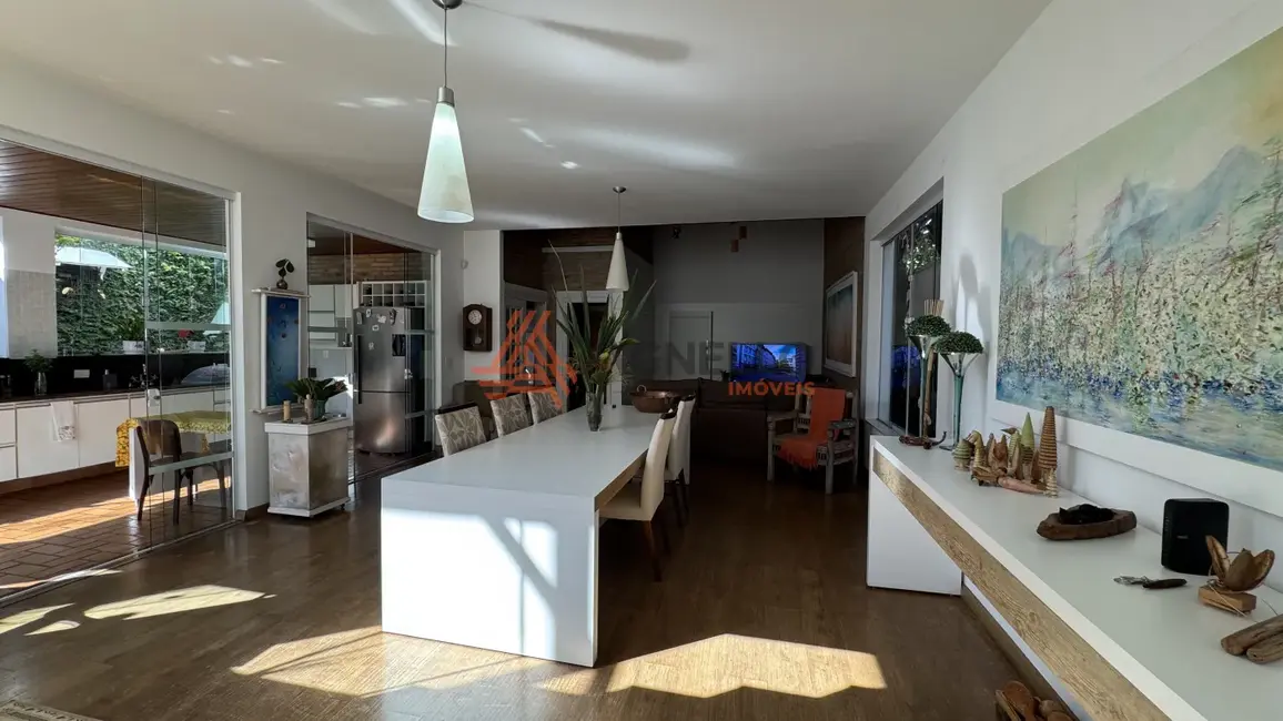 Foto 2 de Casa com 4 quartos para alugar, 297m2 em Residencial Baldassari, Franca - SP