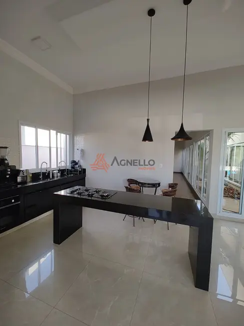 Casa de Condomínio com 4 quartos à venda, 310m2 em Rifaina - SP - imagem 9 Foto 9 de Casa de Condomínio com 4 quartos à venda, 310m2 em Rifaina - SP