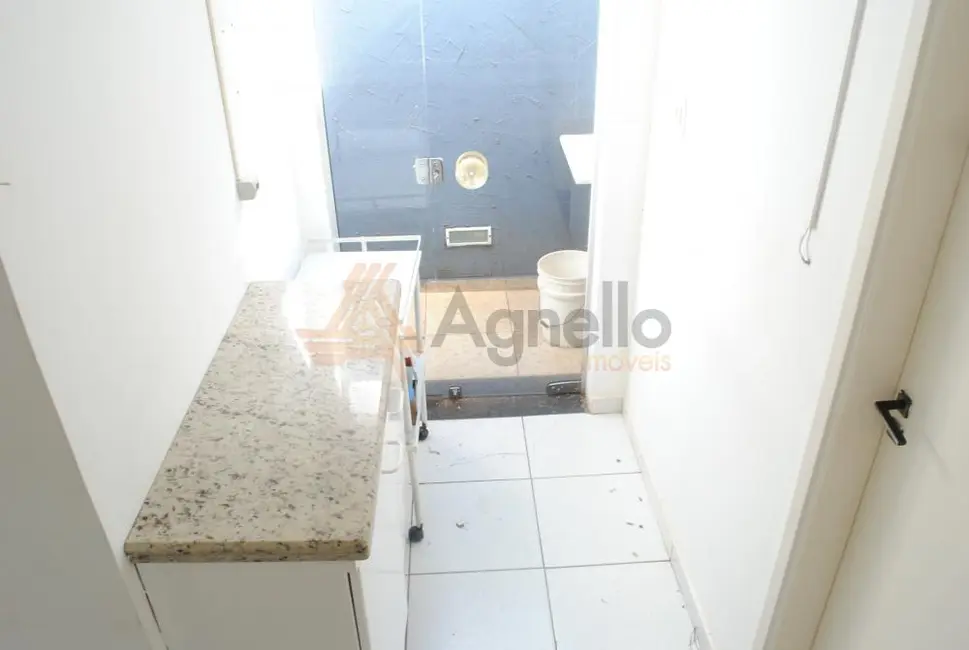 Foto 8 de Loja para alugar, 83m2 em São José, Franca - SP