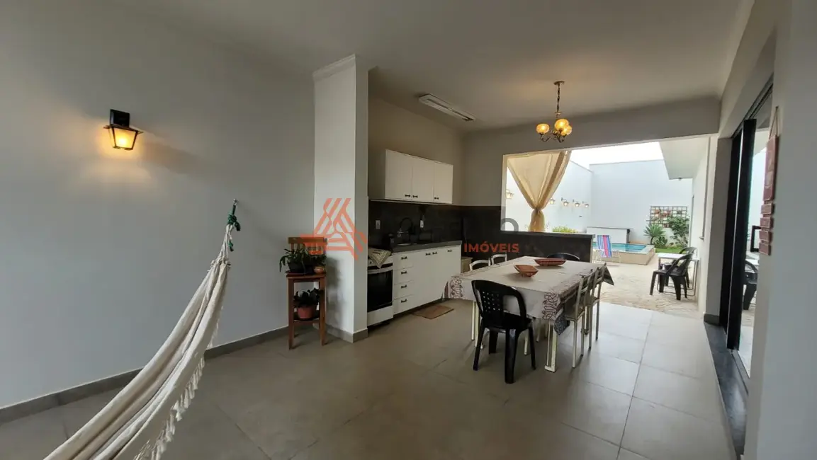 Casa com 3 quartos à venda, 187m2 em Jardim Santa Lúcia, Franca - SP - imagem 2 Foto 2 de Casa com 3 quartos à venda, 187m2 em Jardim Santa Lúcia, Franca - SP