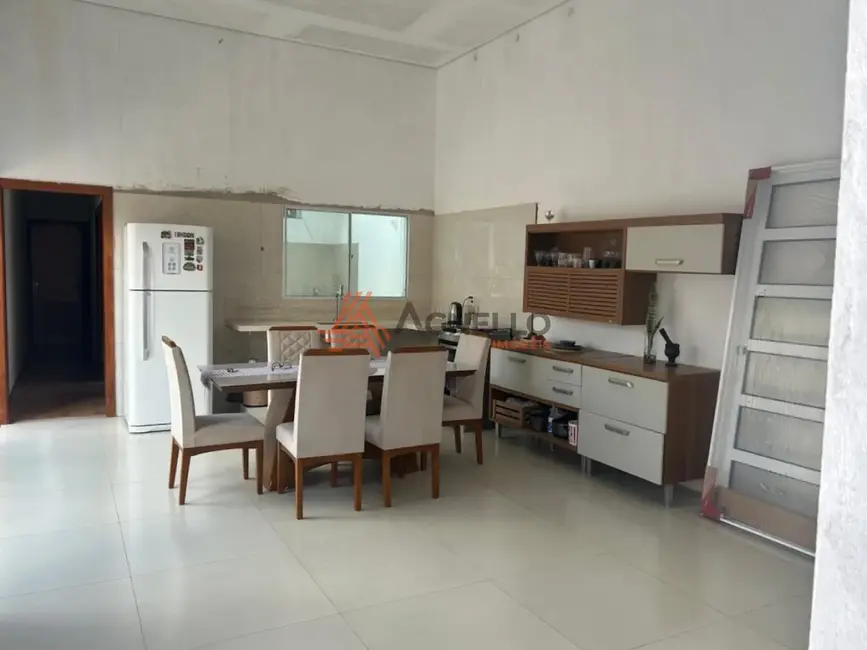 Casa com 3 quartos à venda, 233m2 em Franca - SP - imagem 1 Foto 1 de Casa com 3 quartos à venda, 233m2 em Franca - SP
