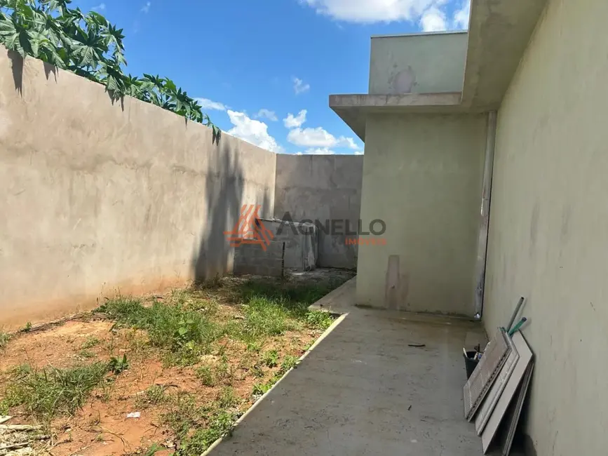 Casa com 3 quartos à venda, 233m2 em Franca - SP - imagem 8 Foto 8 de Casa com 3 quartos à venda, 233m2 em Franca - SP
