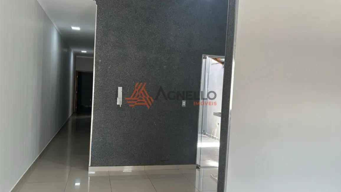 Foto 2 de Casa com 3 quartos à venda, 100m2 em Franca Pólo Club, Franca - SP