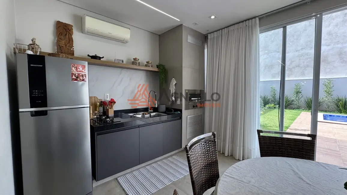 Foto 7 de Casa de Condomínio com 4 quartos à venda, 246m2 em Franca - SP