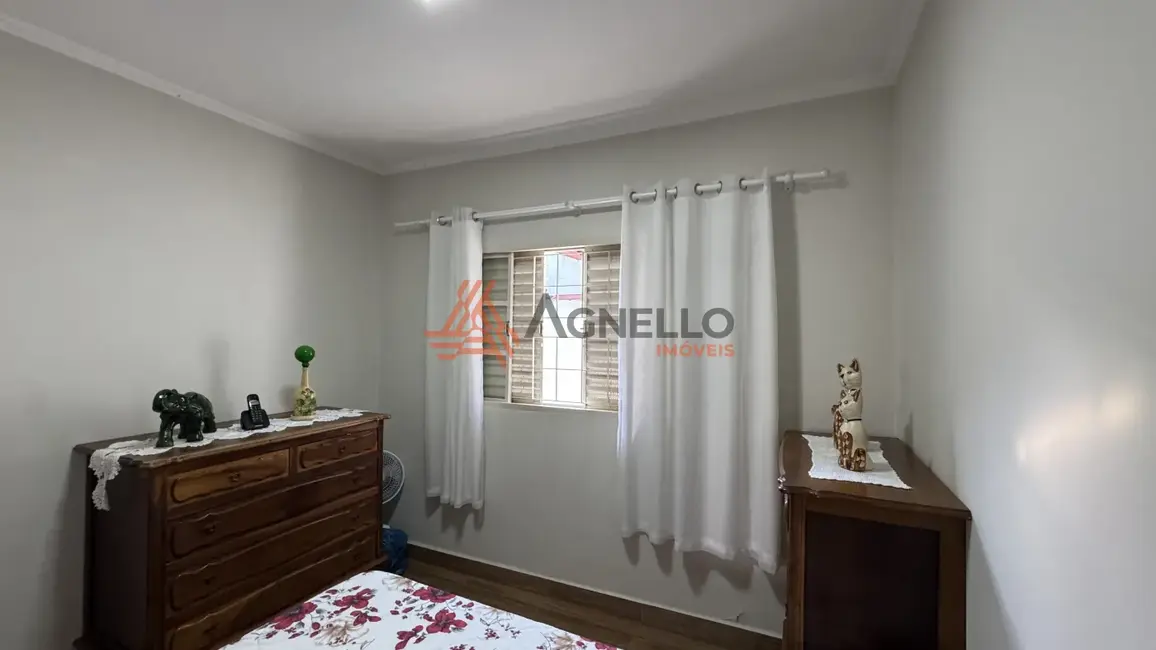 Foto 9 de Casa com 3 quartos à venda, 180m2 em Jardim Lima, Franca - SP