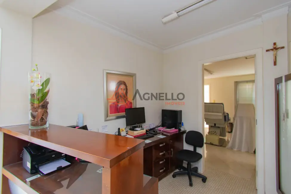 Foto 6 de Prédio Inteiro à venda, 472m2 em São José, Franca - SP