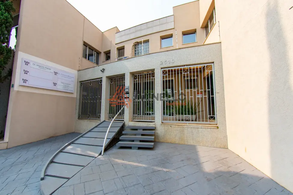 Foto 1 de Prédio Inteiro à venda, 472m2 em São José, Franca - SP