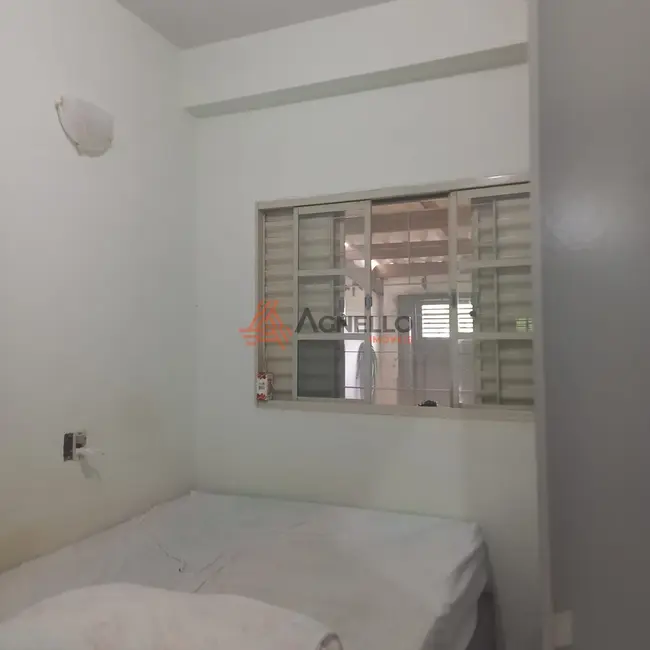 Foto 4 de Casa com 1 quarto à venda, 46m2 em Parque Universitário, Franca - SP