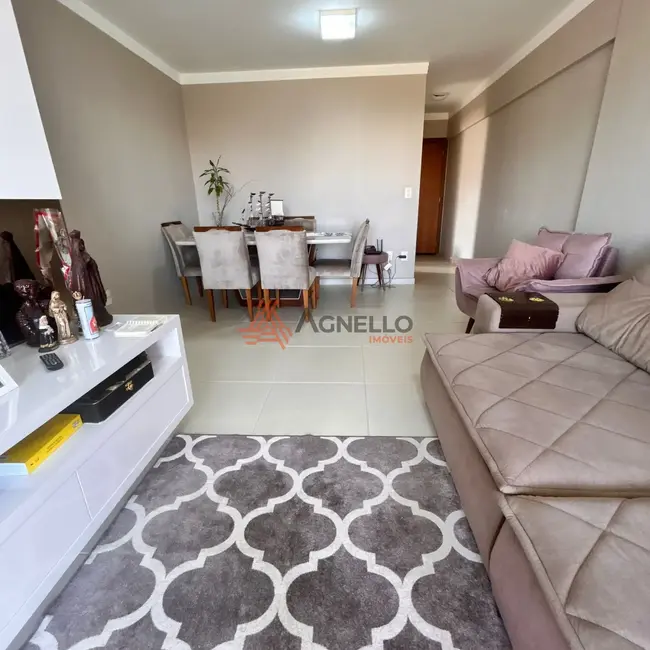 Foto 2 de Apartamento com 3 quartos à venda, 84m2 em Santo Agostinho, Franca - SP