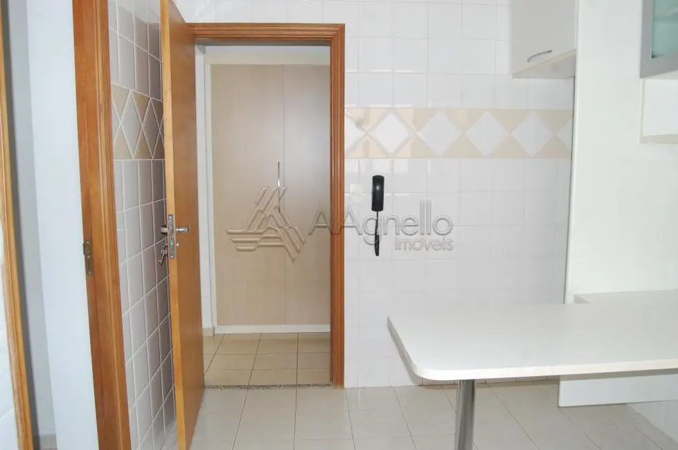 Foto 7 de Apartamento com 3 quartos para alugar, 85m2 em Vila Champagnat, Franca - SP