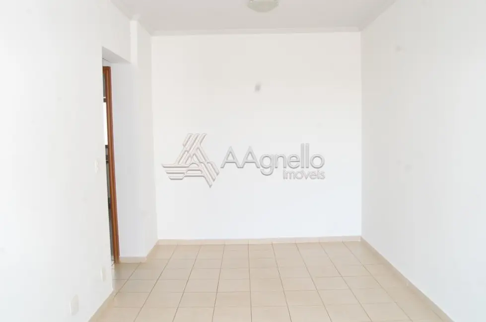 Foto 2 de Apartamento com 3 quartos para alugar, 85m2 em Vila Champagnat, Franca - SP