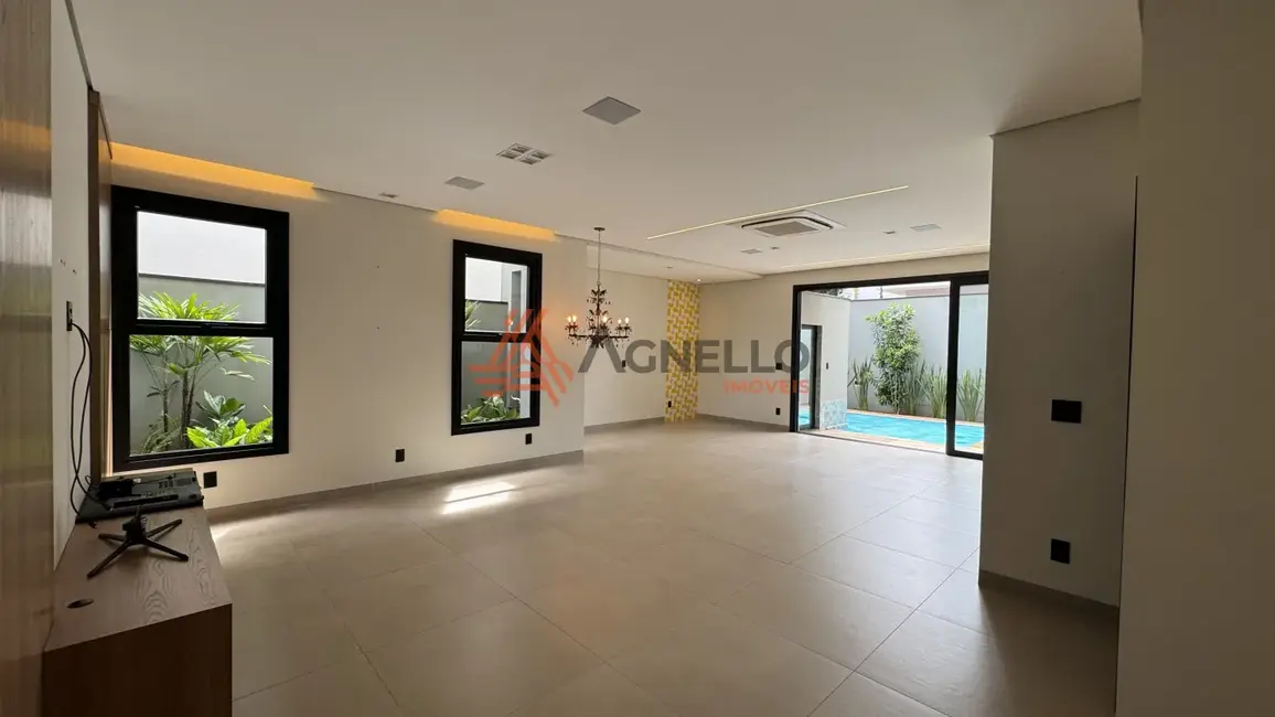 Foto 6 de Casa de Condomínio com 3 quartos à venda, 307m2 em Residencial Olivito, Franca - SP