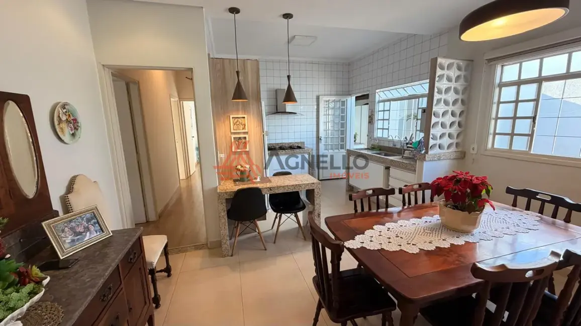 Foto 4 de Casa com 3 quartos à venda, 181m2 em Jardim Noêmia, Franca - SP