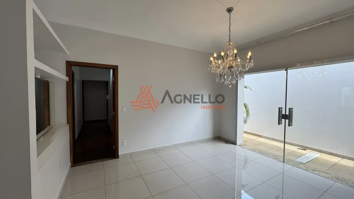 Foto 8 de Casa com 3 quartos à venda, 194m2 em Santo Agostinho, Franca - SP