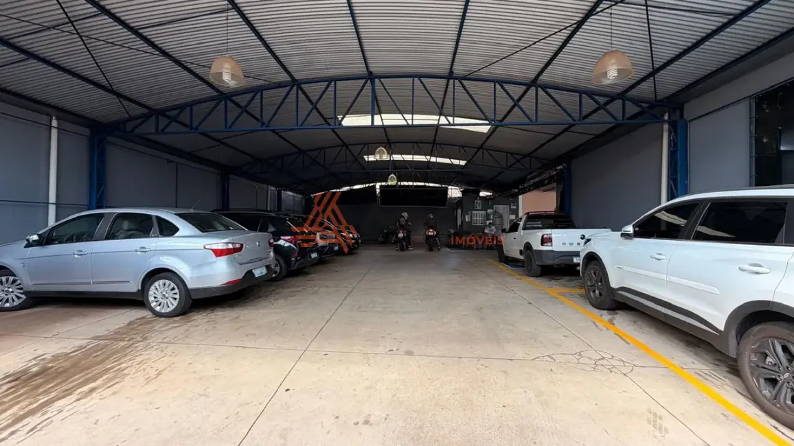 Foto 1 de Armazém / Galpão à venda, 285m2 em Centro, Franca - SP