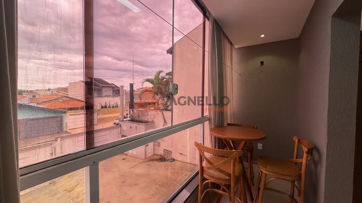 Apartamento com 2 quartos para alugar, 81m2 em Parque Moema, Franca - SP - imagem 4 Foto 4 de Apartamento com 2 quartos para alugar, 81m2 em Parque Moema, Franca - SP