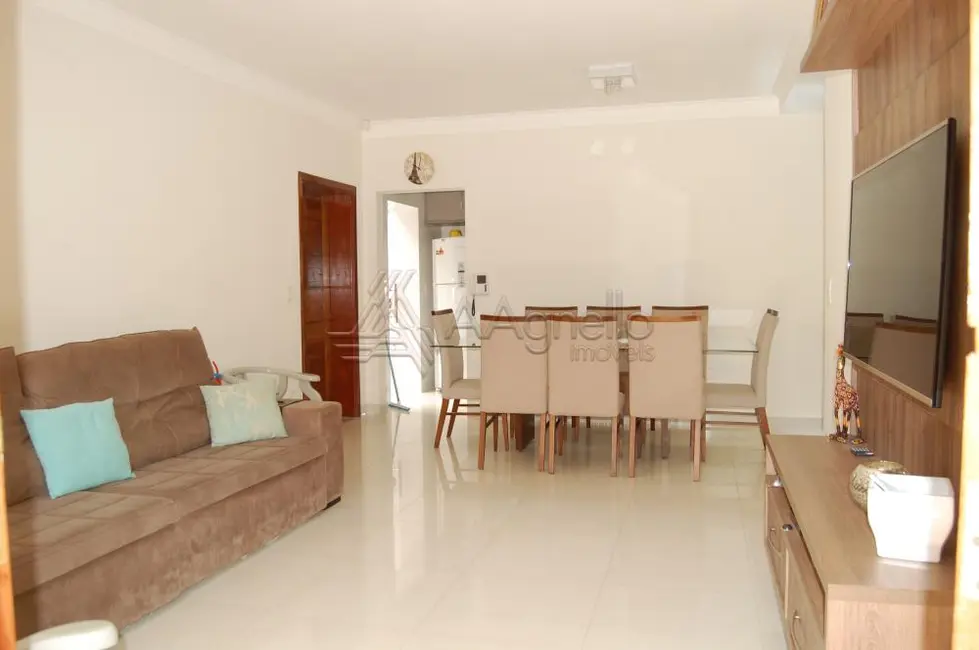 Foto 4 de Casa com 3 quartos para alugar, 210m2 em Parque do Castelo, Franca - SP