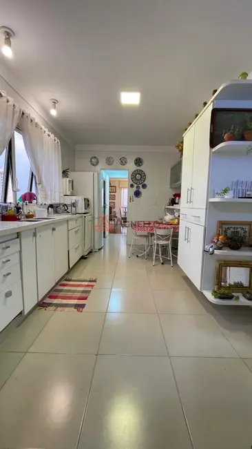 Apartamento com 3 quartos à venda, 205m2 em Vila Flores, Franca - SP - imagem 6 Foto 6 de Apartamento com 3 quartos à venda, 205m2 em Vila Flores, Franca - SP