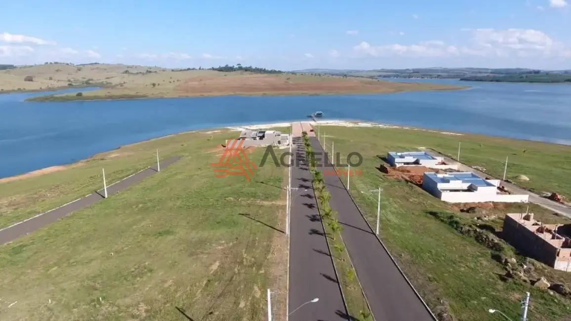Foto 1 de Terreno / Lote à venda, 382m2 em Cassia - MG