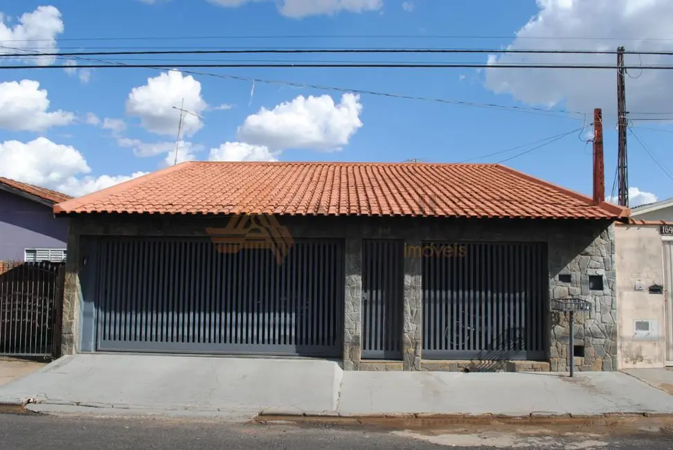 Foto 1 de Casa com 3 quartos à venda, 225m2 em Jardim Dermínio, Franca - SP