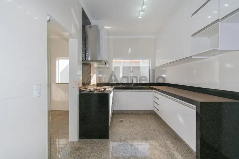 Foto 6 de Casa com 3 quartos à venda, 350m2 em Residencial Zanetti, Franca - SP