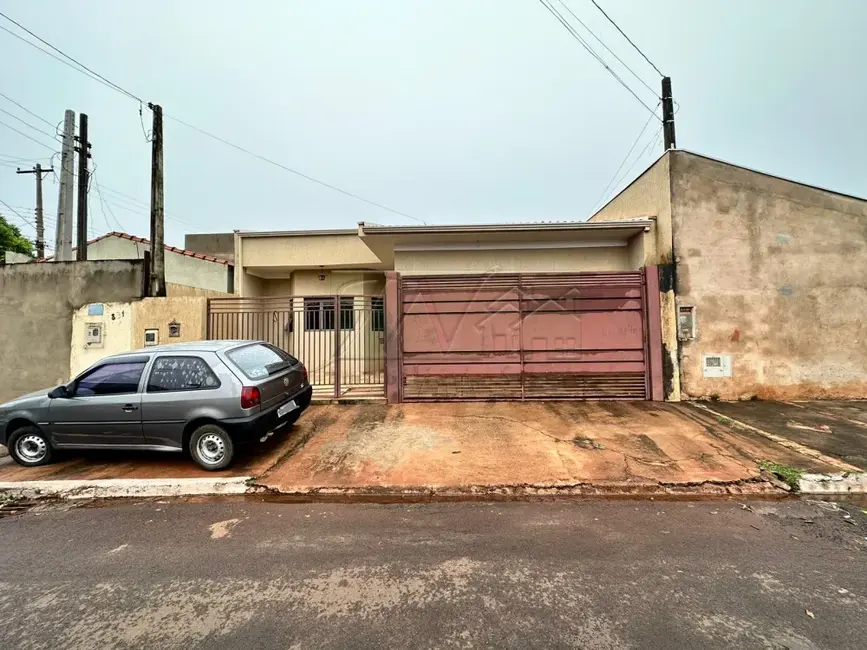 Foto 1 de Casa com 3 quartos à venda, 150m2 em Santa Cruz Do Rio Pardo - SP