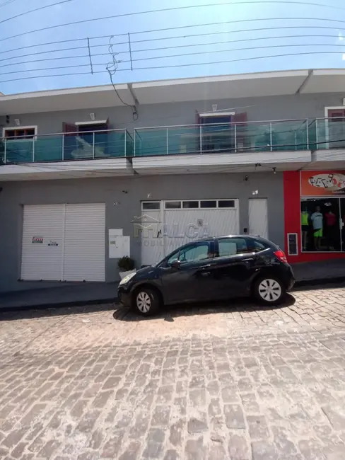 Foto 1 de Casa com 2 quartos para alugar, 70m2 em Sao Jose do Rio Pardo - SP