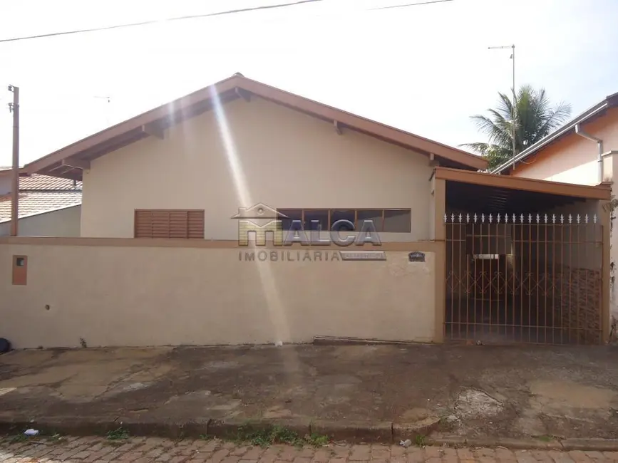 Foto 2 de Casa com 2 quartos à venda, 137m2 em Sao Jose do Rio Pardo - SP