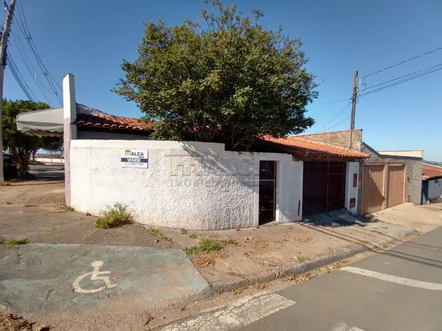 Foto 1 de Casa com 3 quartos à venda, 147m2 em Sao Jose do Rio Pardo - SP