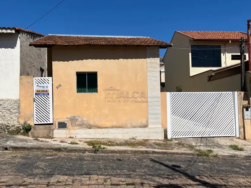 Foto 1 de Casa com 2 quartos para alugar, 100m2 em Sao Jose do Rio Pardo - SP