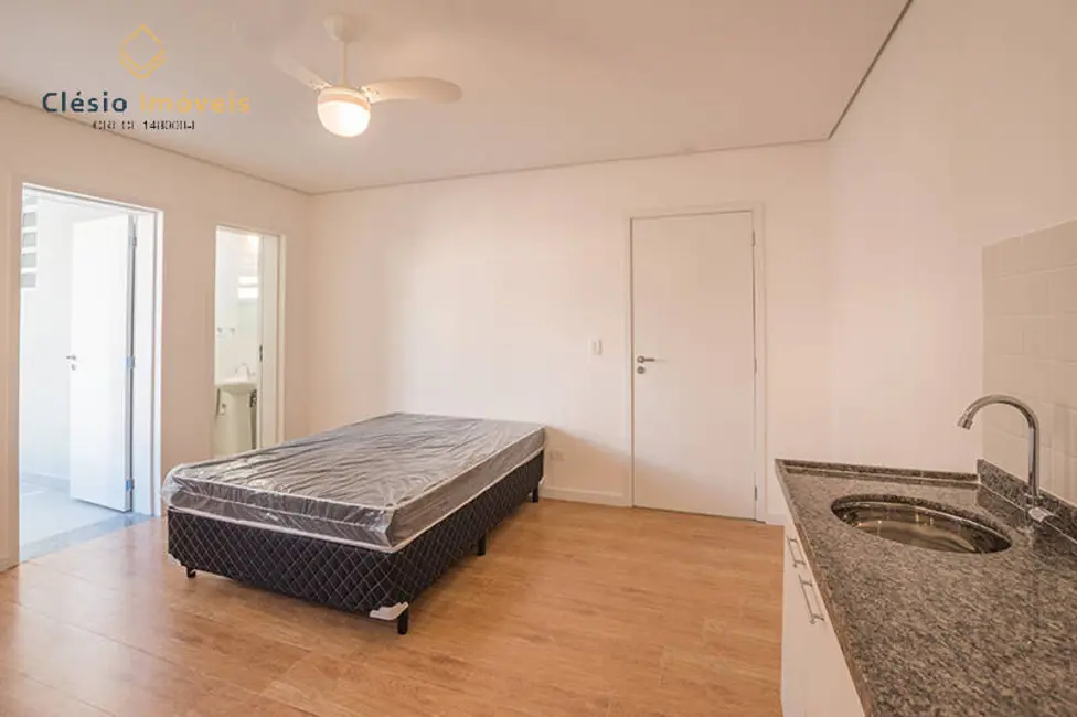 Foto 1 de Apartamento com 1 quarto para alugar, 17m2 em Liberdade, São Paulo - SP