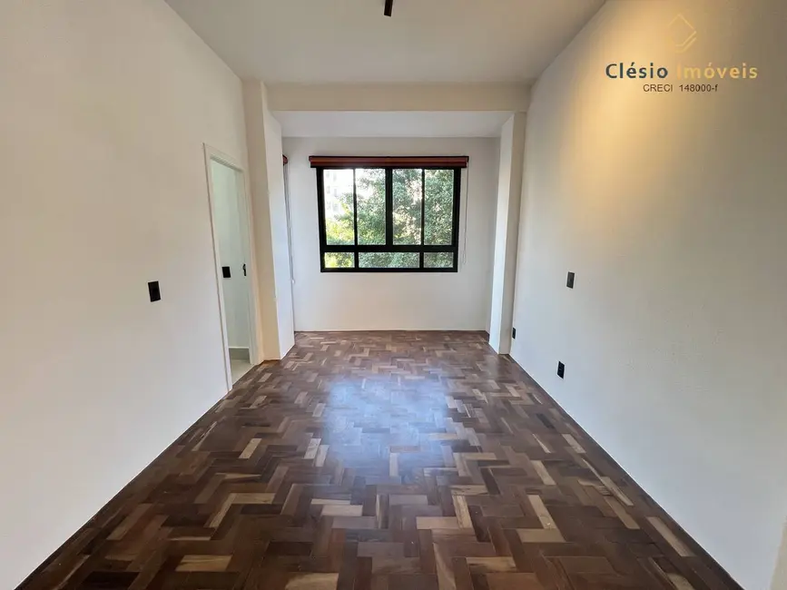 Foto 3 de Apartamento com 1 quarto para alugar, 33m2 em Santa Cecília, São Paulo - SP