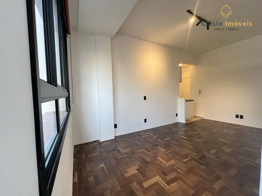 Foto 8 de Apartamento com 1 quarto para alugar, 33m2 em Santa Cecília, São Paulo - SP