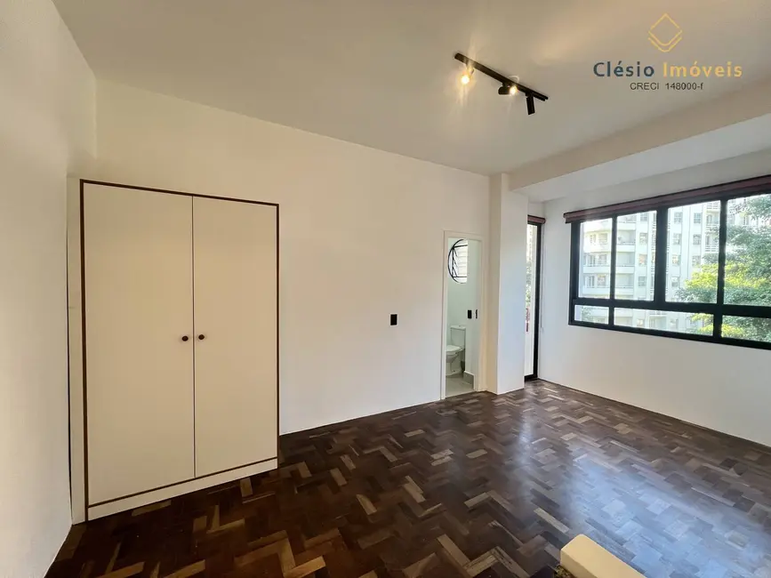 Foto 2 de Apartamento com 1 quarto para alugar, 33m2 em Santa Cecília, São Paulo - SP