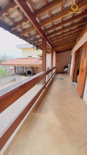 Foto 3 de Casa com 3 quartos à venda, 295m2 em Vila Santa Maria, São Paulo - SP