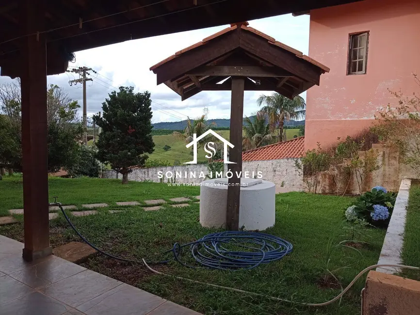 Casa com 7 quartos à venda, 380m2 em Batatuba, Piracaia - SP - imagem 6 Foto 6 de Casa com 7 quartos à venda, 380m2 em Batatuba, Piracaia - SP