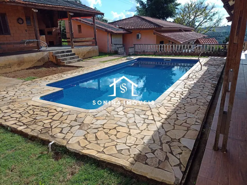 Casa com 7 quartos à venda, 380m2 em Batatuba, Piracaia - SP - imagem 7 Foto 7 de Casa com 7 quartos à venda, 380m2 em Batatuba, Piracaia - SP