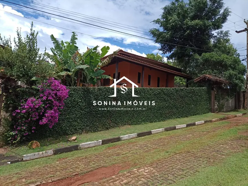Foto 2 de Casa com 7 quartos à venda, 380m2 em Batatuba, Piracaia - SP