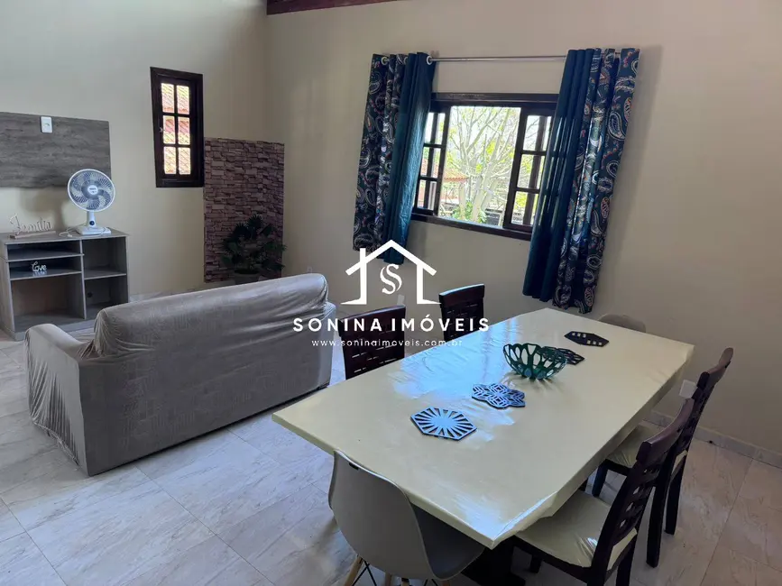 Foto 2 de Casa com 7 quartos à venda e para alugar, 380m2 em Batatuba, Piracaia - SP