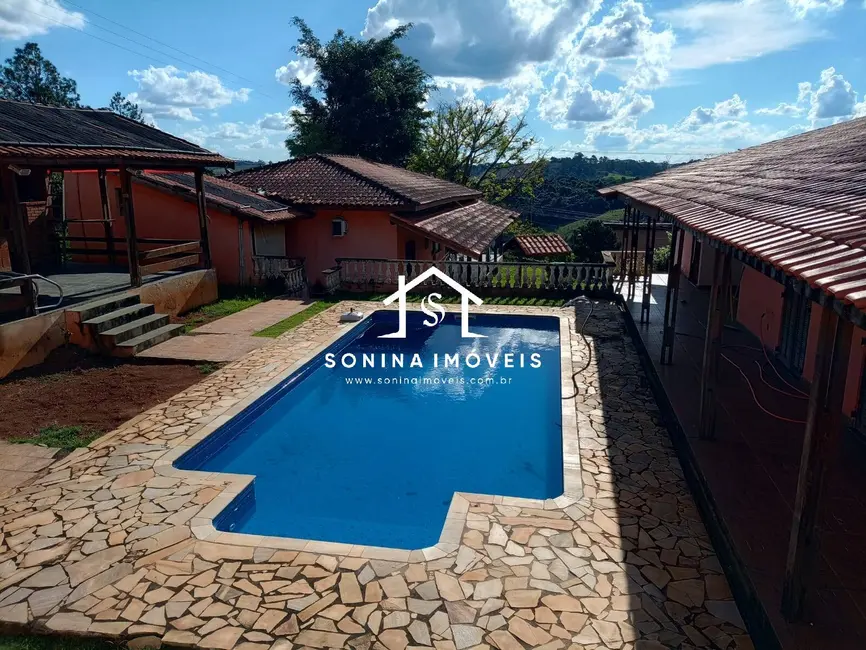 Foto 1 de Casa com 7 quartos à venda, 380m2 em Batatuba, Piracaia - SP