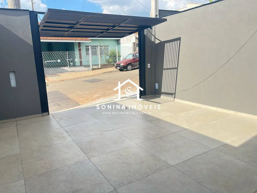 Foto 3 de Casa com 3 quartos à venda, 73m2 em Jardim Alvinópolis, Atibaia - SP