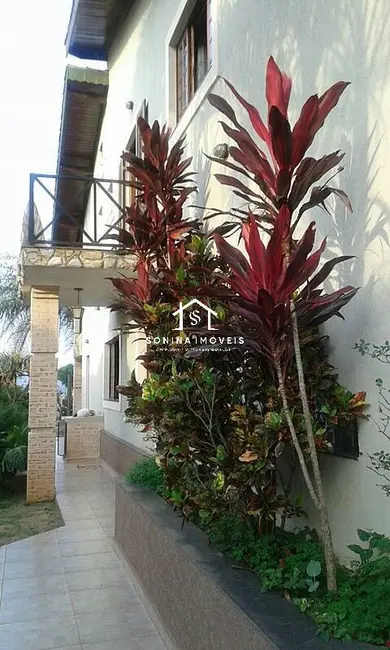 Casa com 3 quartos à venda, 400m2 em Bom Jesus Dos Perdoes - SP - imagem 8 Foto 8 de Casa com 3 quartos à venda, 400m2 em Bom Jesus Dos Perdoes - SP