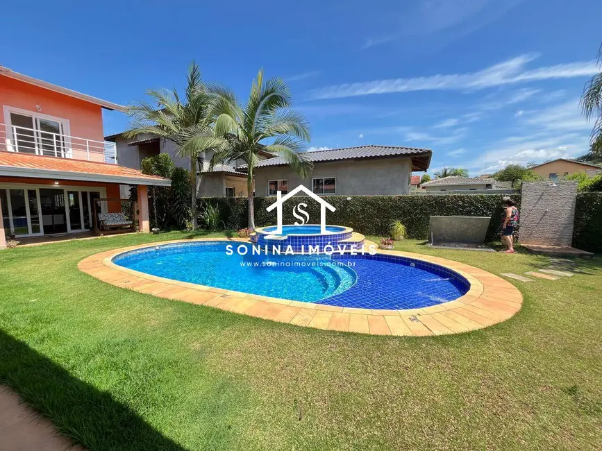 Foto 2 de Casa com 4 quartos à venda, 481m2 em Bom Jesus Dos Perdoes - SP