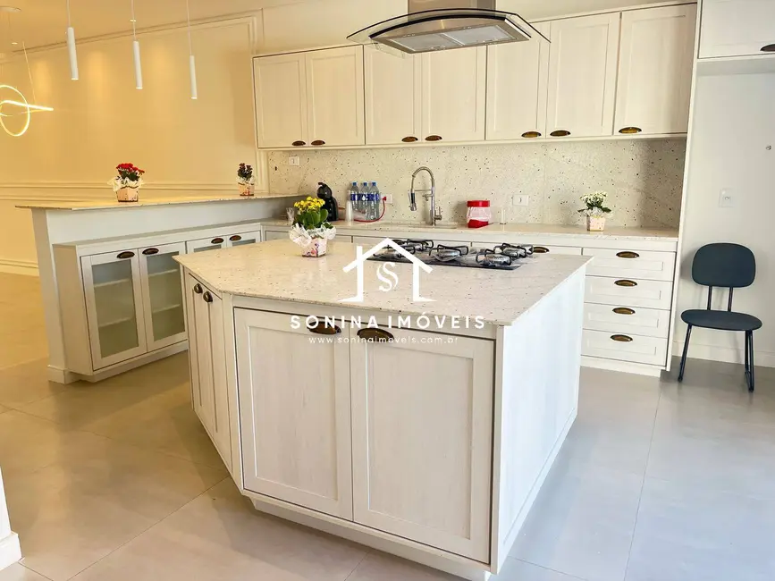 Foto 1 de Casa com 3 quartos à venda, 440m2 em Atibaia - SP