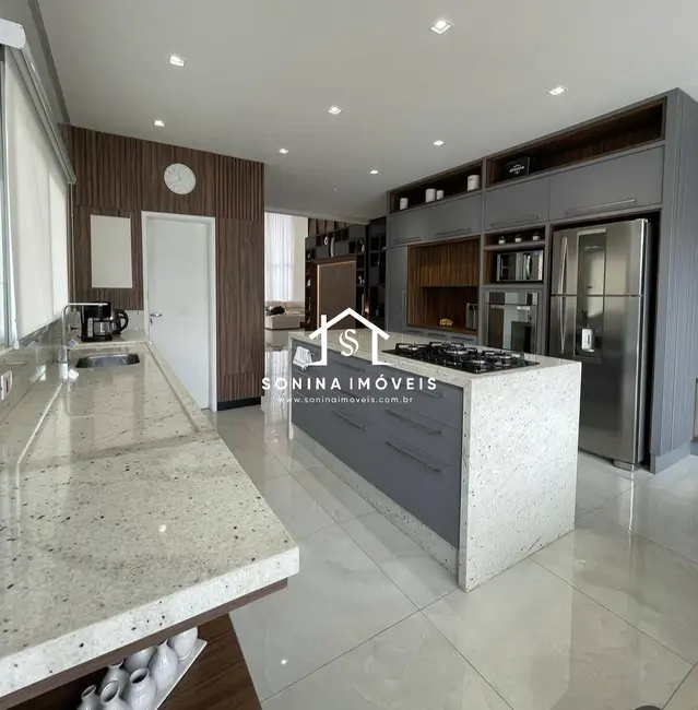 Casa com 3 quartos à venda, 441m2 em Rio Abaixo, Atibaia - SP - imagem 5 Foto 5 de Casa com 3 quartos à venda, 441m2 em Rio Abaixo, Atibaia - SP