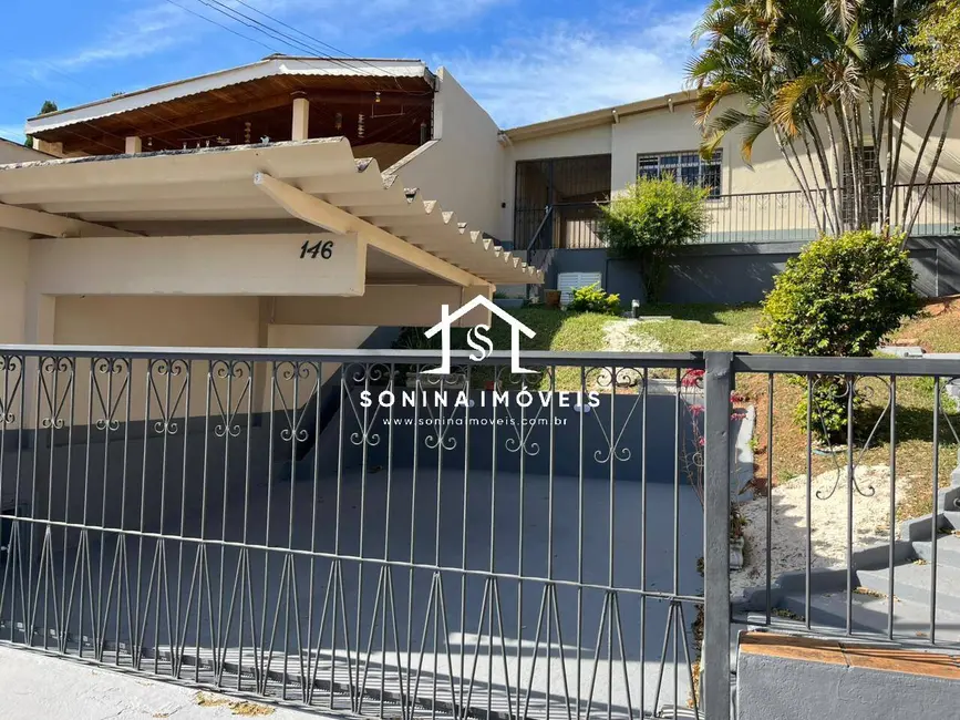 Casa com 3 quartos para alugar, 143m2 em Vila Santista, Atibaia - SP - imagem 6 Foto 6 de Casa com 3 quartos para alugar, 143m2 em Vila Santista, Atibaia - SP