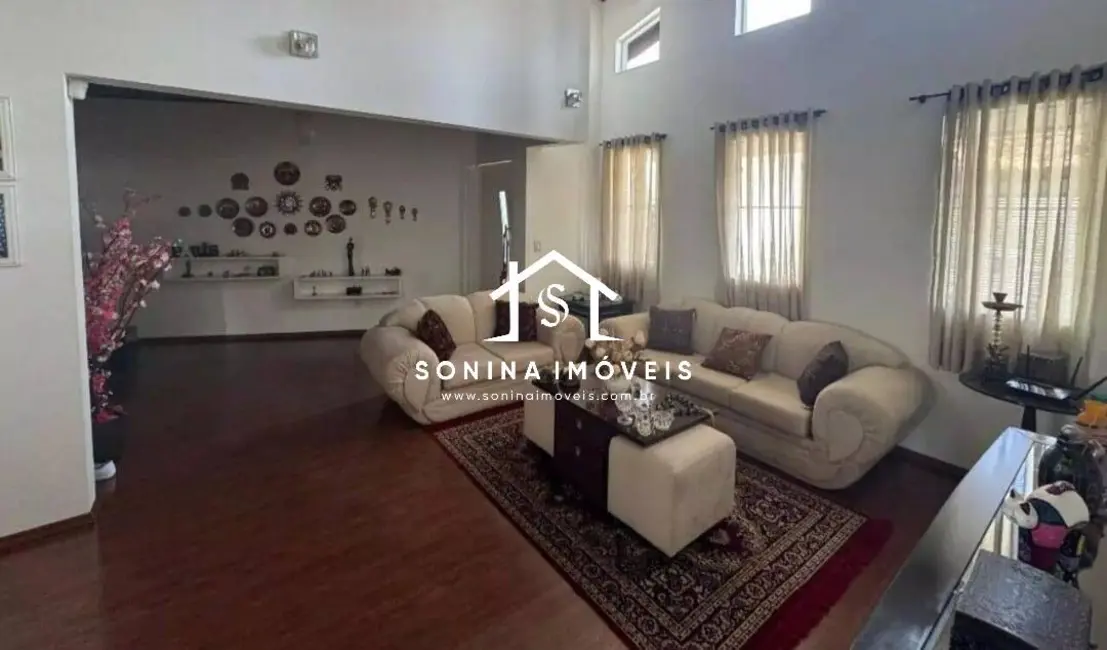 Casa com 3 quartos à venda, 418m2 em Jardim Paulista, Atibaia - SP - imagem 8 Foto 8 de Casa com 3 quartos à venda, 418m2 em Jardim Paulista, Atibaia - SP