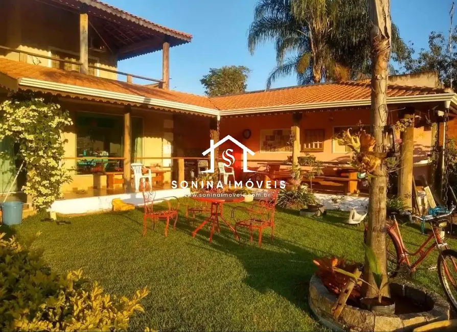 Foto 1 de Casa com 4 quartos à venda, 1000m2 em Jardim Estância Brasil, Atibaia - SP