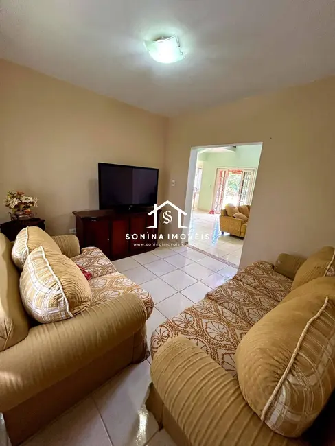 Foto 8 de Casa com 4 quartos à venda e para alugar, 330m2 em Bom Jesus Dos Perdoes - SP