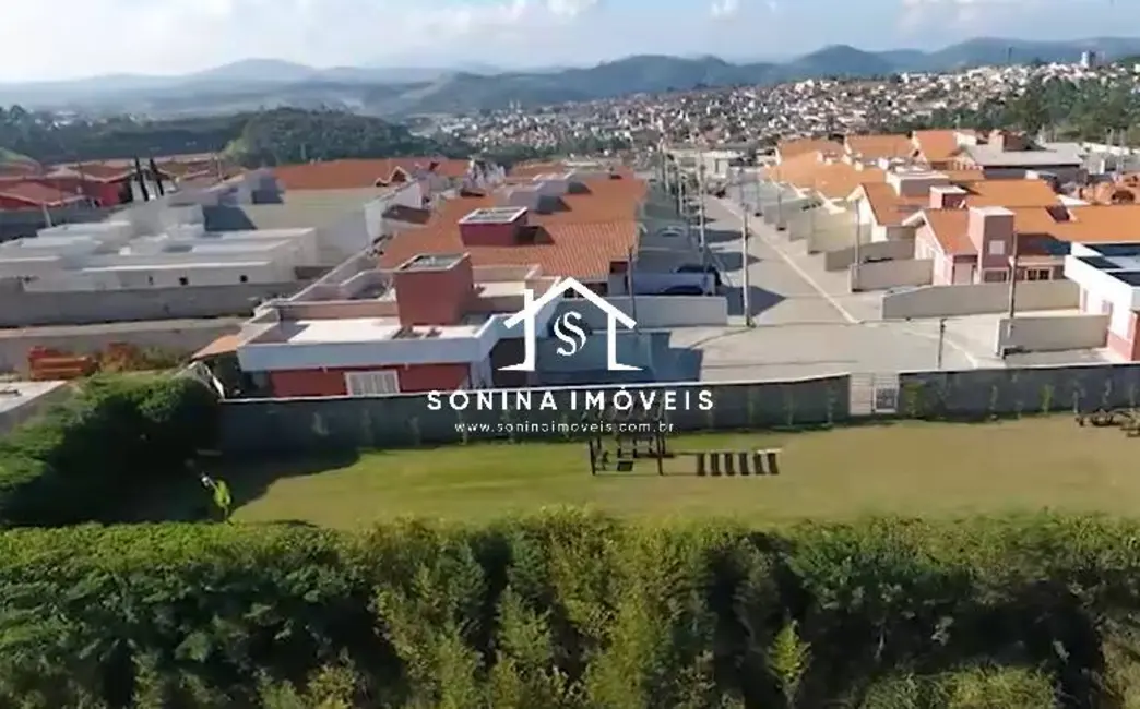 Foto 4 de Casa com 3 quartos à venda, 80m2 em Bom Jesus Dos Perdoes - SP